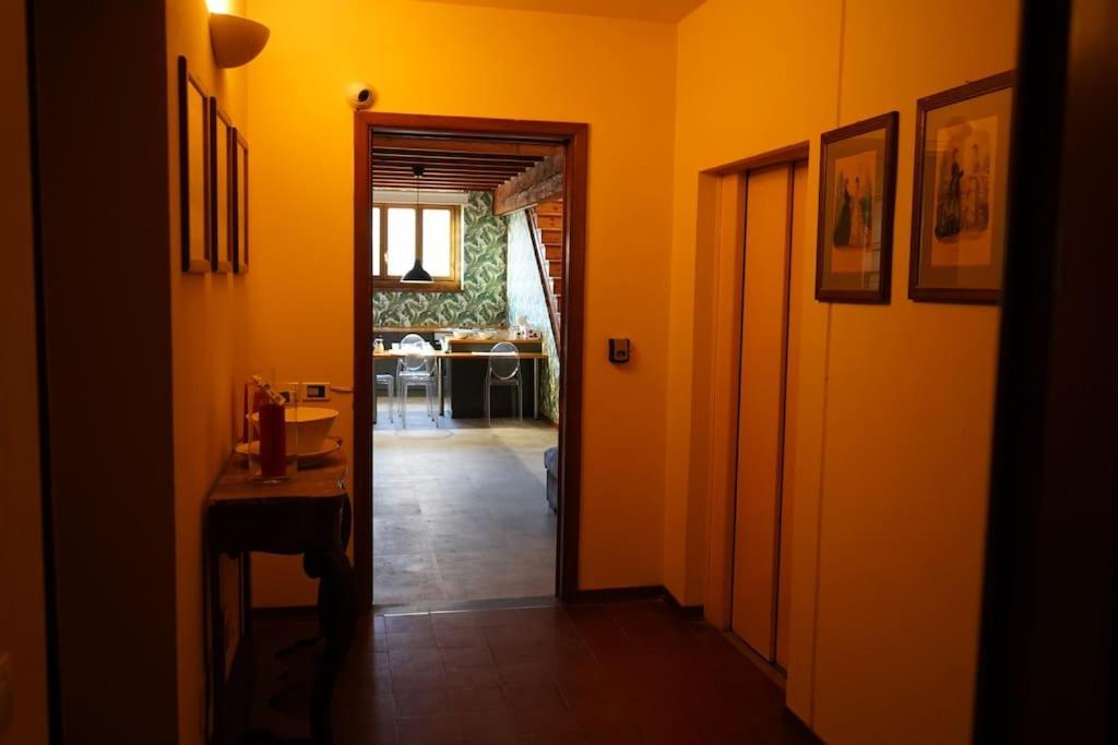 Apartamento Loft Moderno Ubicato Nel Centro Storico Di Lucca Exterior foto